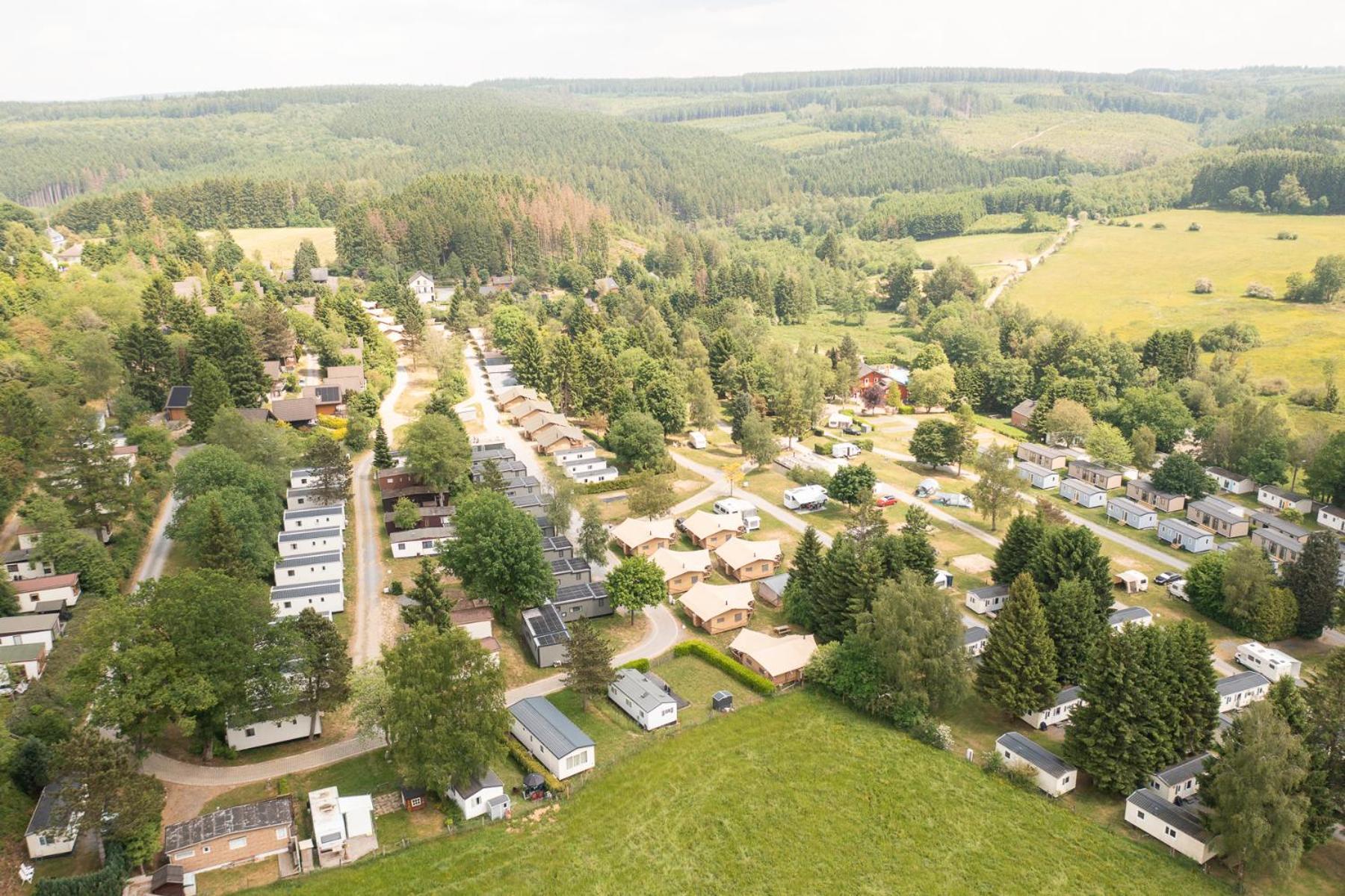 ホテル Ardenparks Petite Suisse Dochamps エクステリア 写真