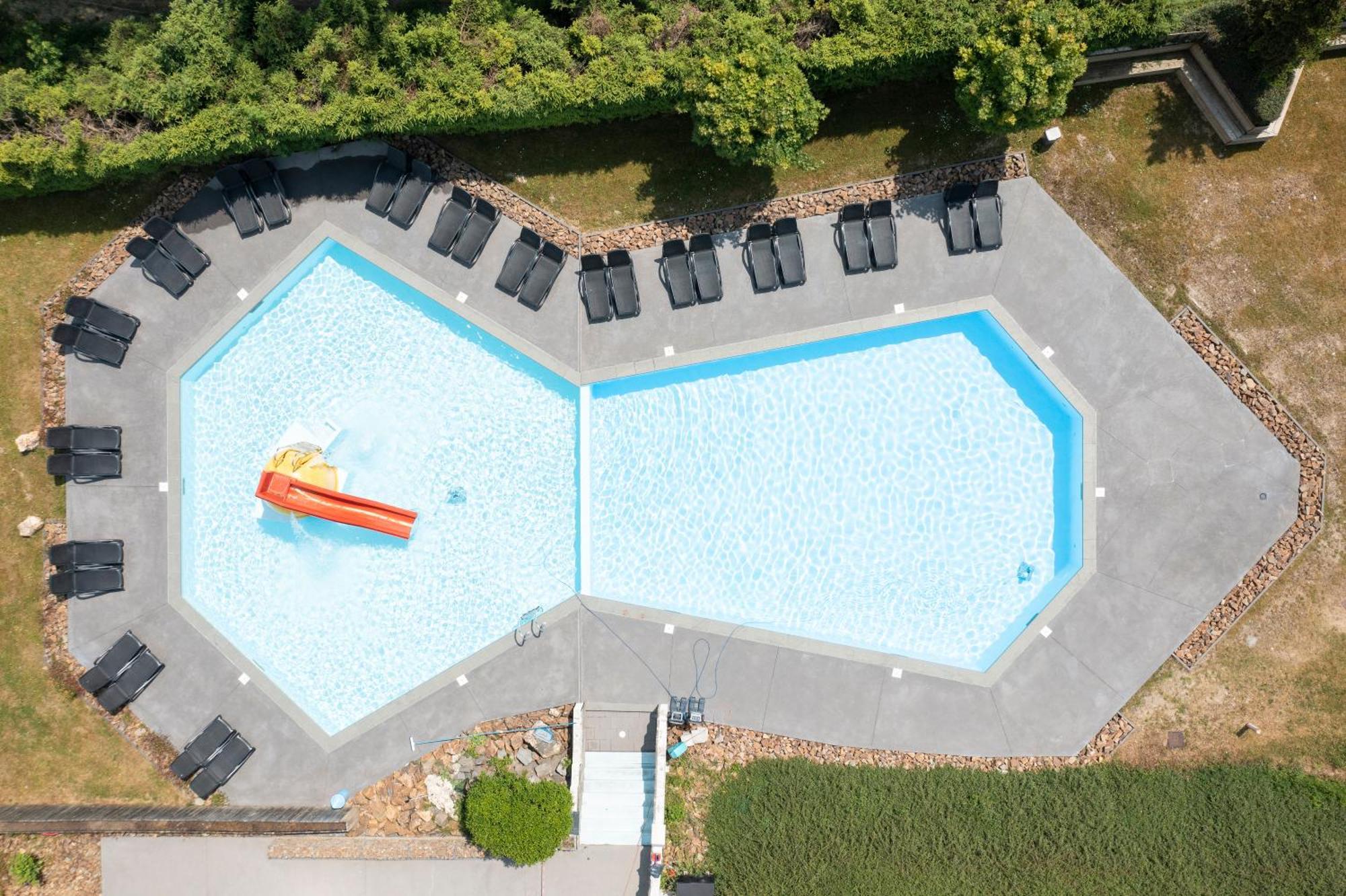ホテル Ardenparks Petite Suisse Dochamps エクステリア 写真