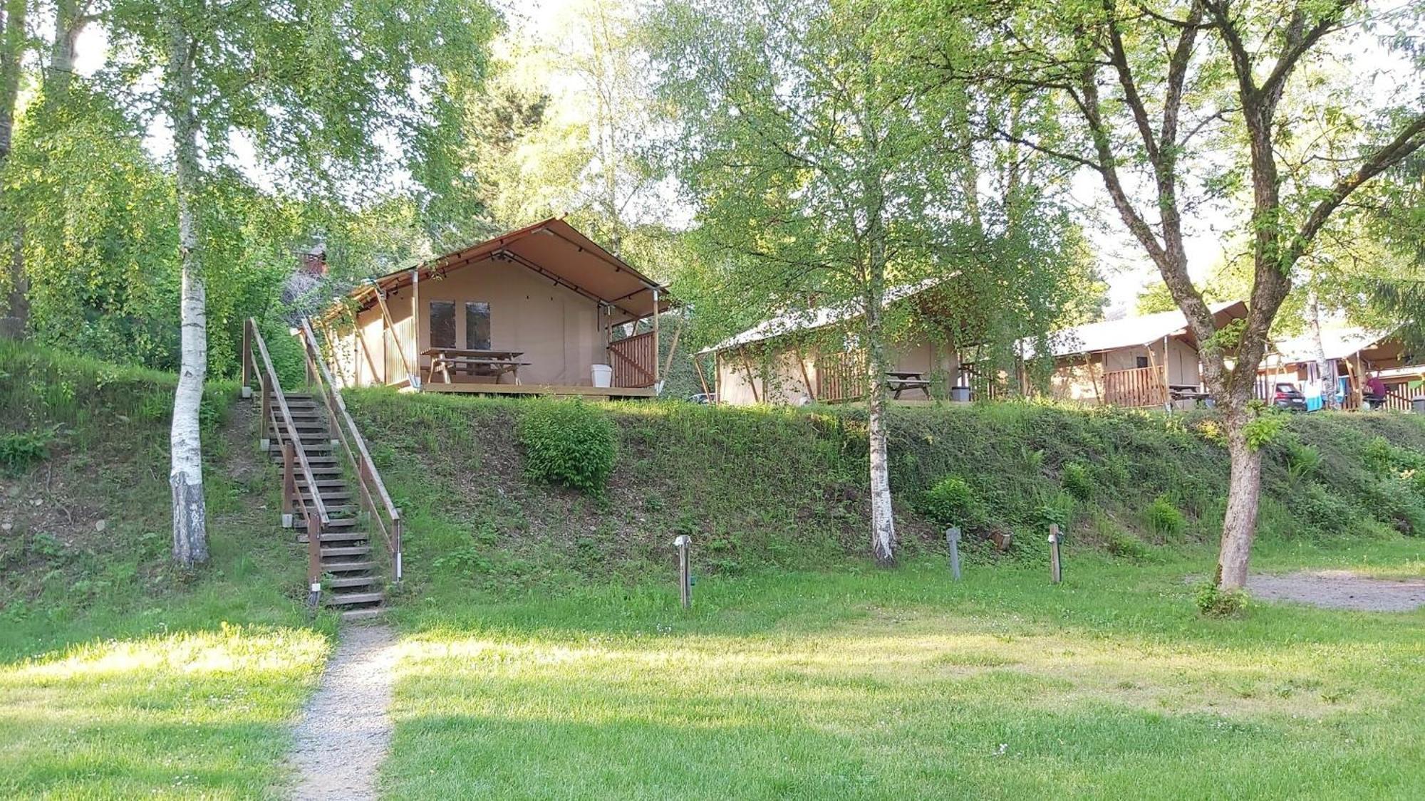 ホテル Ardenparks Petite Suisse Dochamps エクステリア 写真