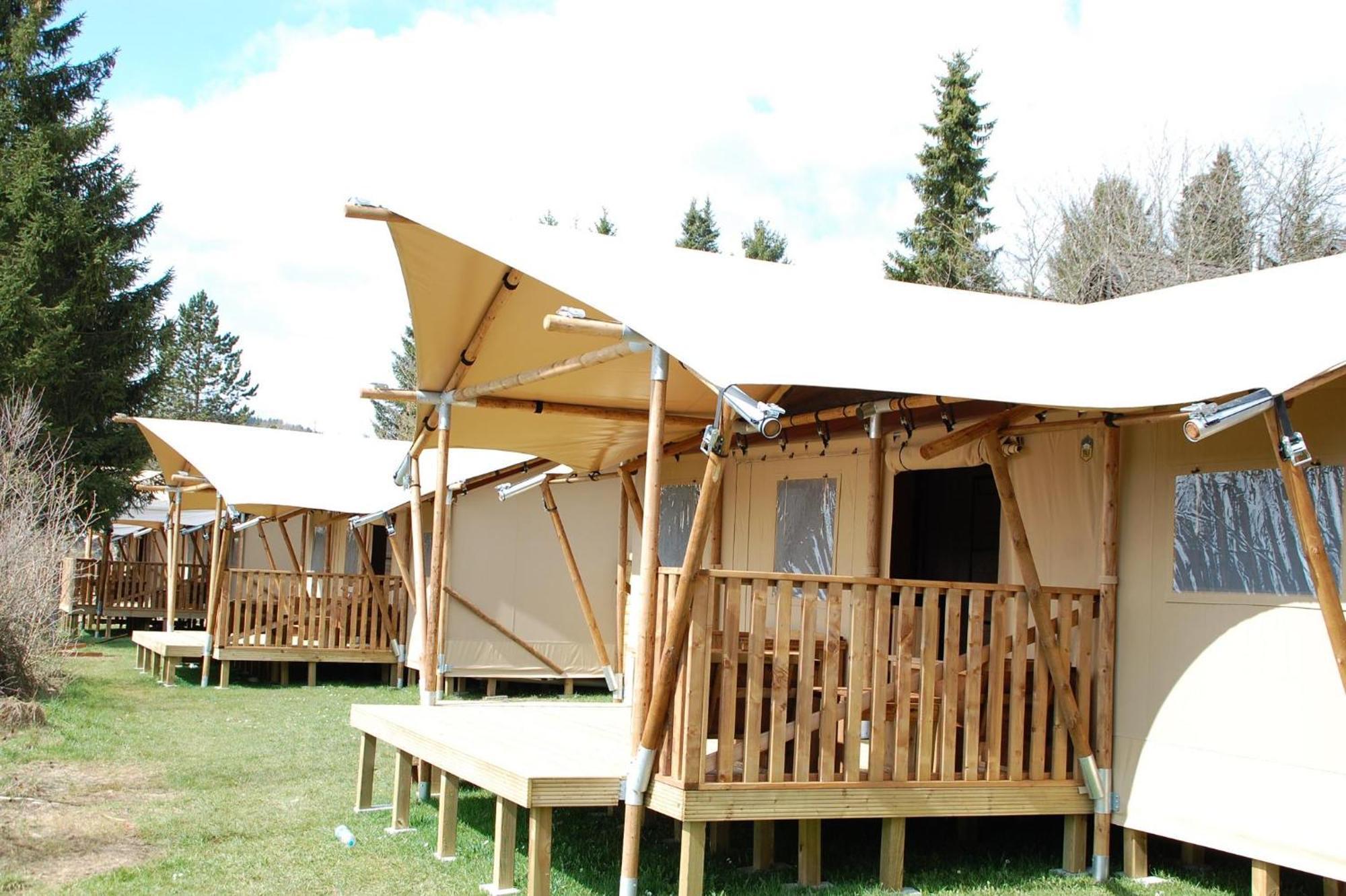 ホテル Ardenparks Petite Suisse Dochamps エクステリア 写真